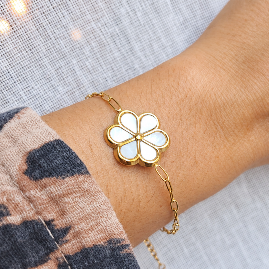 Bracelet fleur nacre