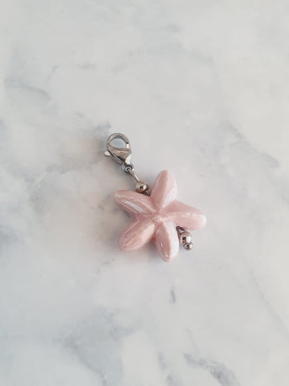 Charm étoile de mer rose poudré