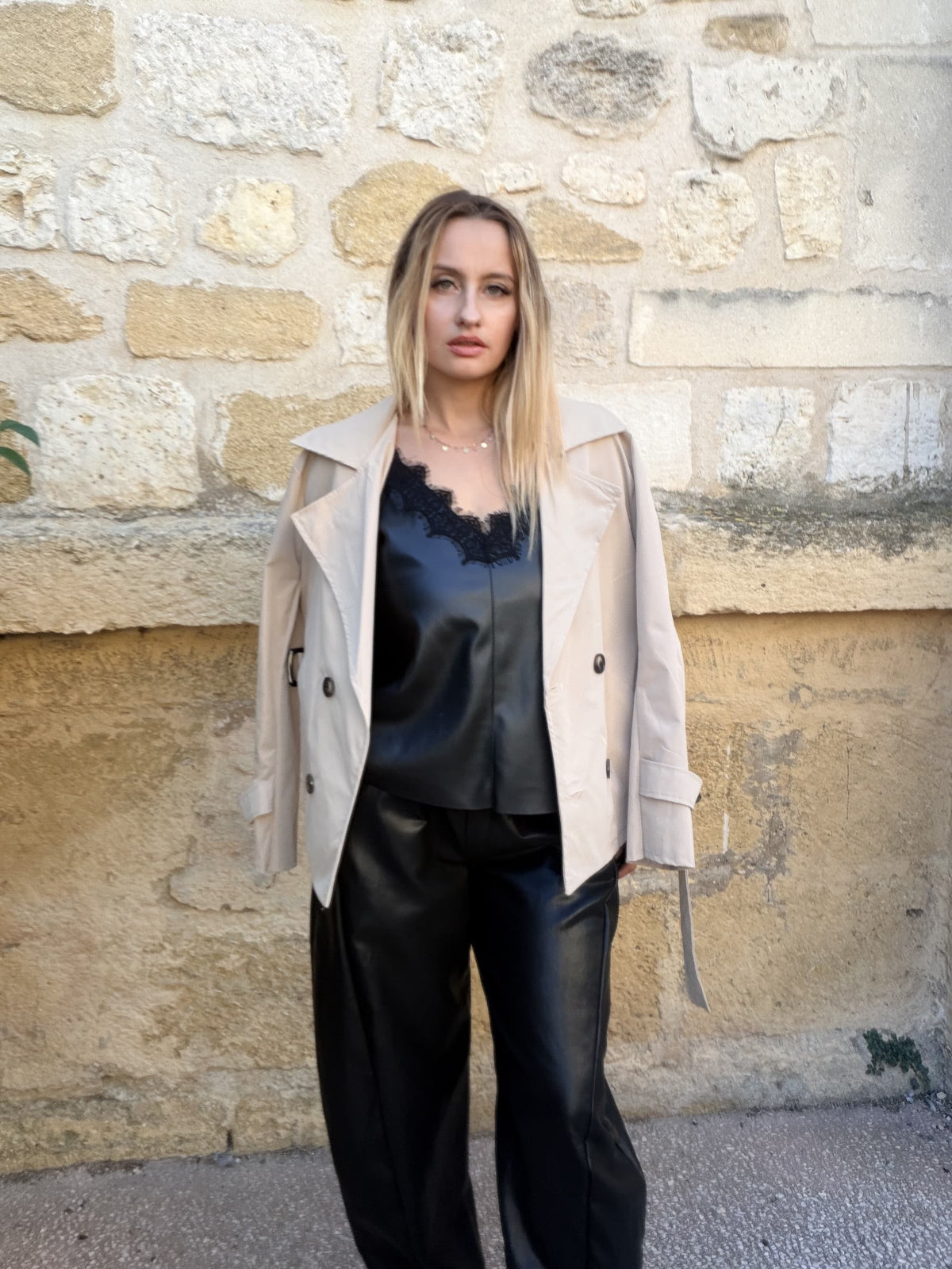 Trench court beige