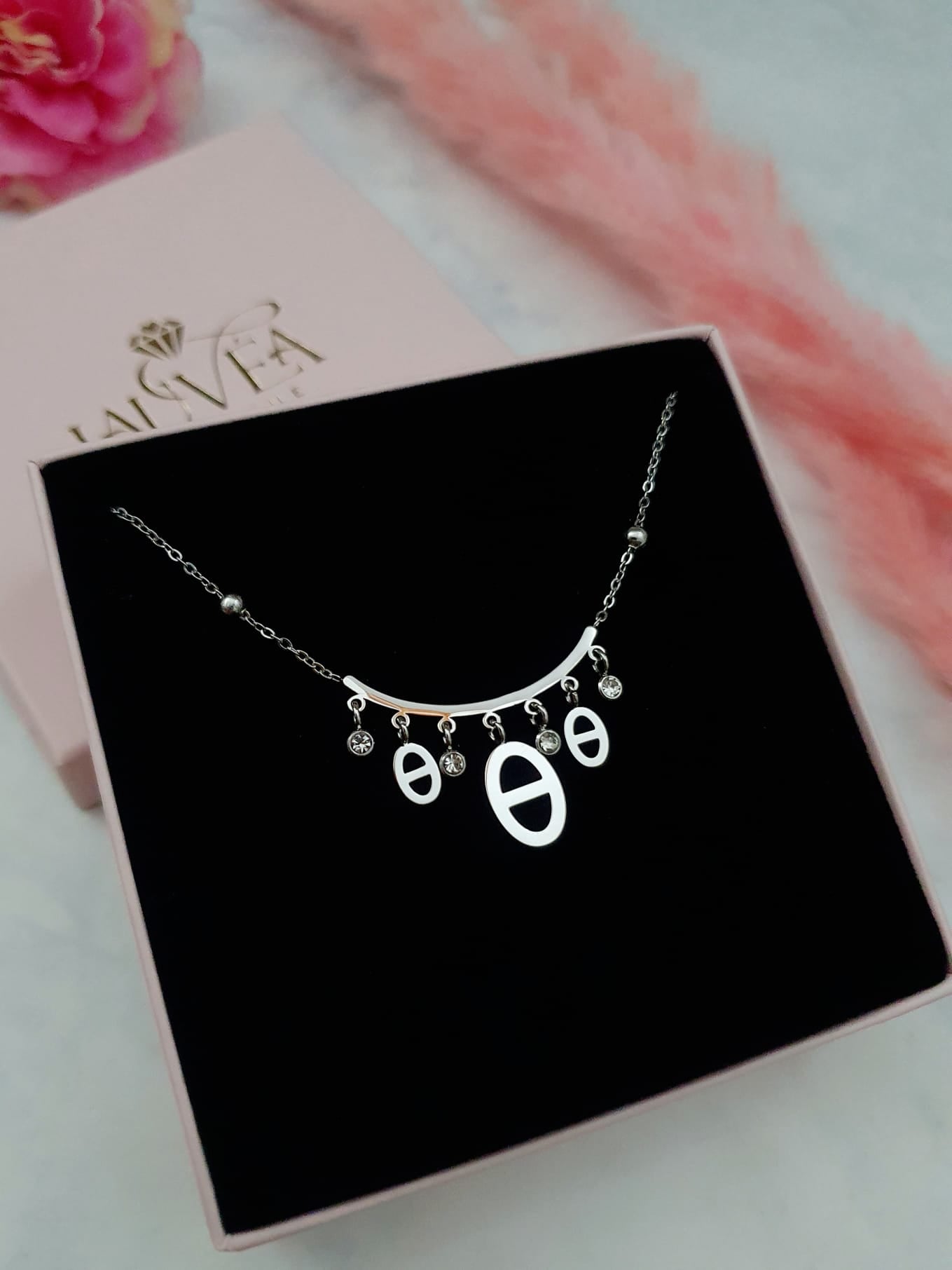 Collier pluie de mailles marines et strass - argenté