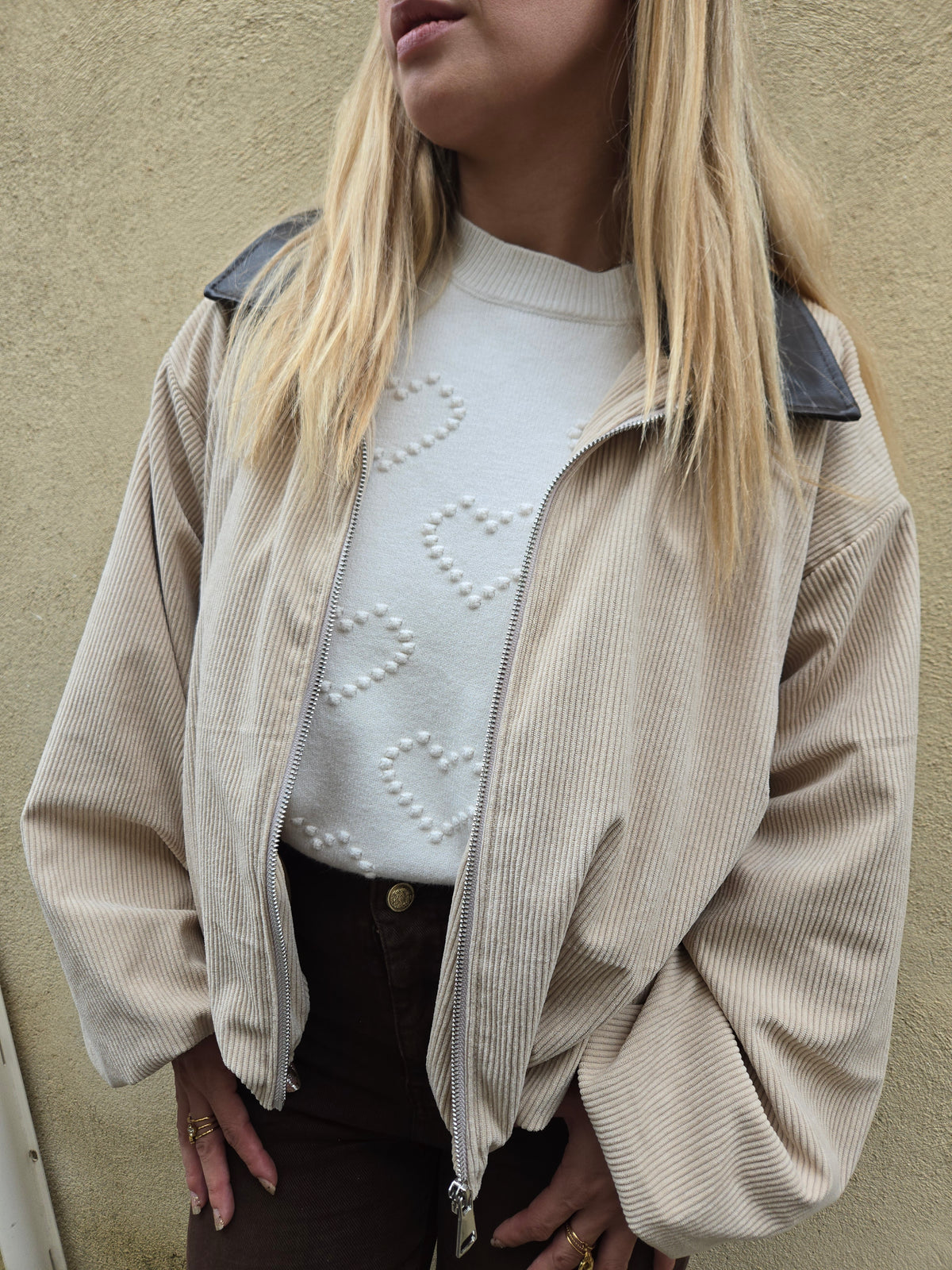 Blouson oversize beige en velours côtelé