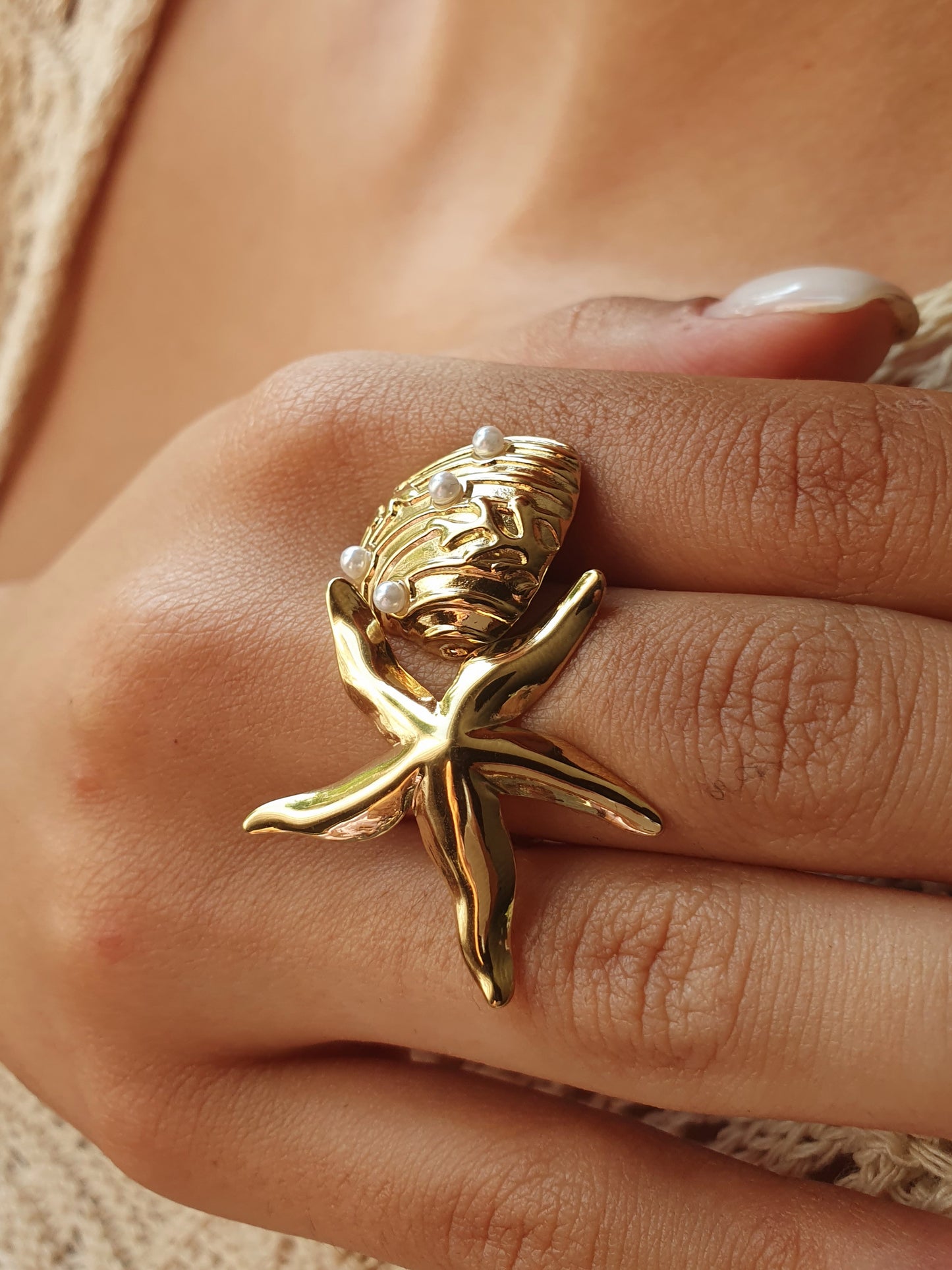 Bague étoile de mer et coquillage perlé - doré