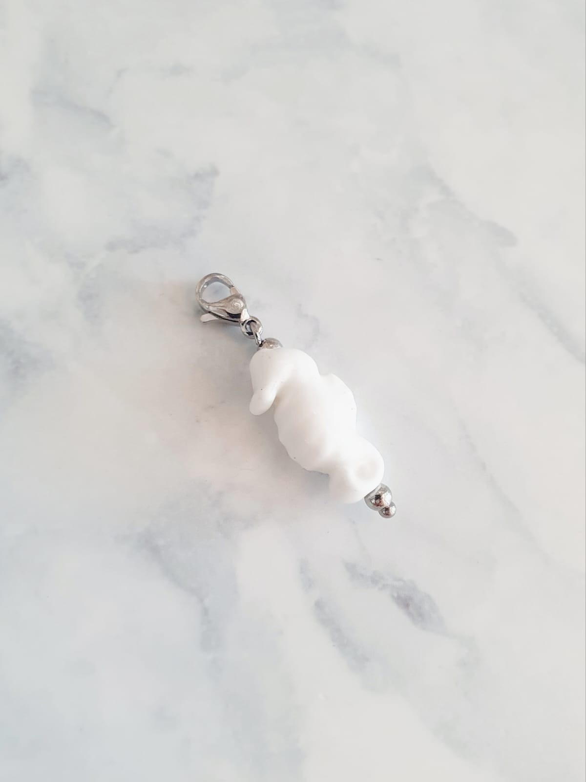 Charm baby hippocampe - argenté | blanc