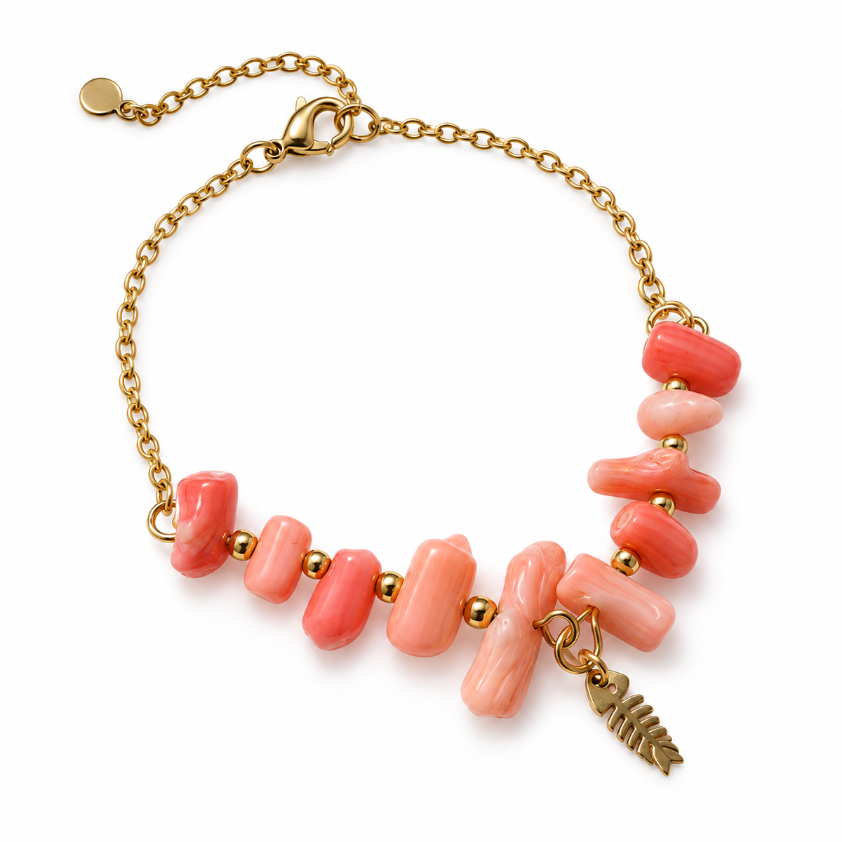 Bracelet perles corail et breloque arête de poisson - doré