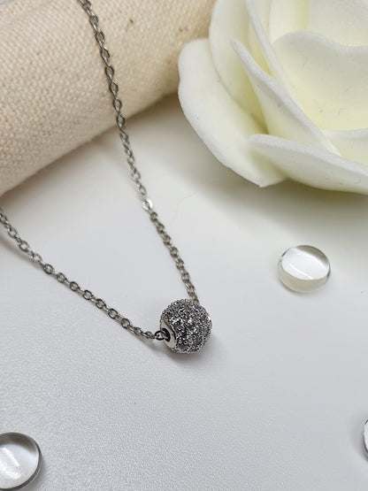 Collier boule strass  - acier argenté