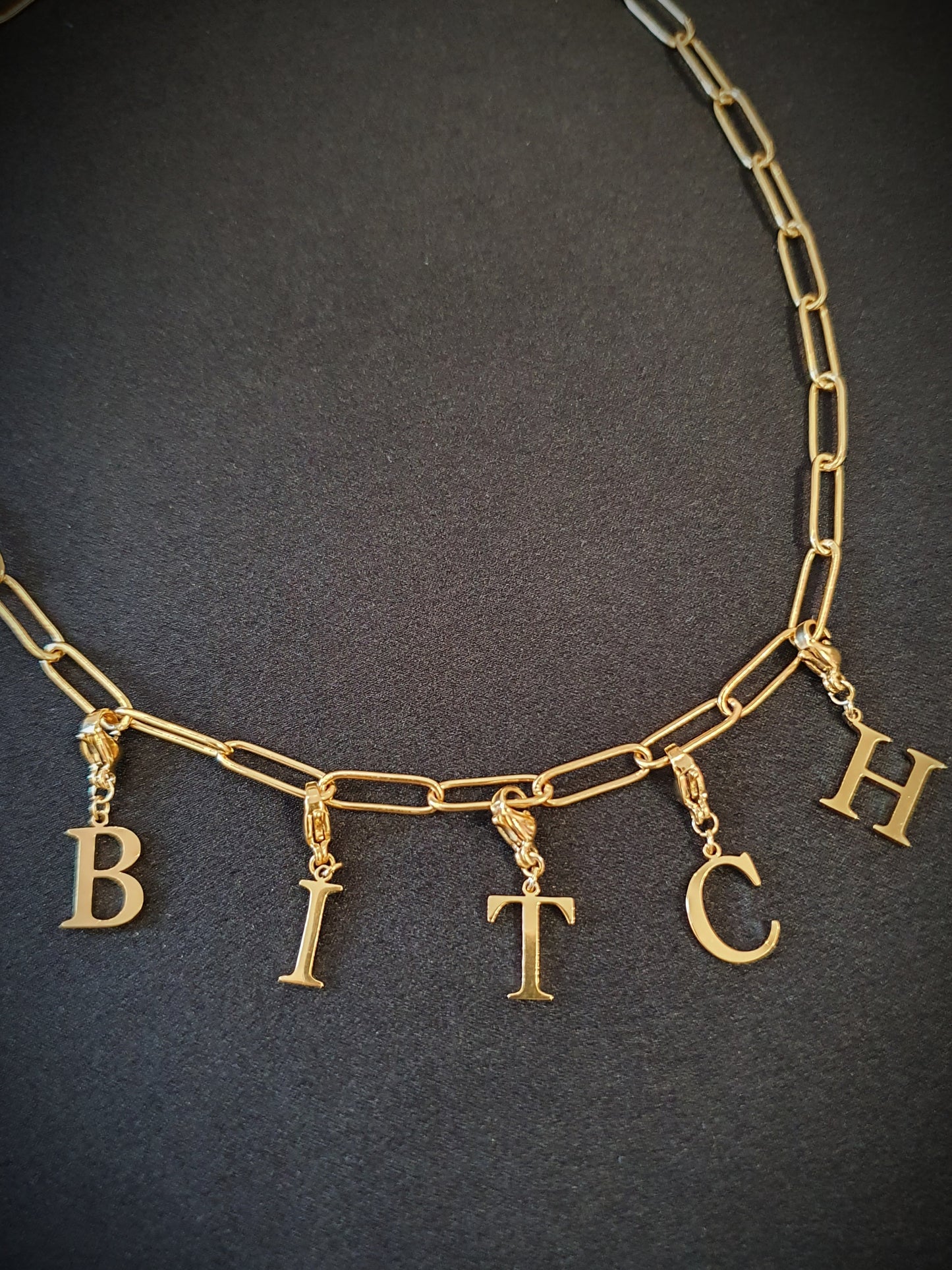 Collier BITCH - doré