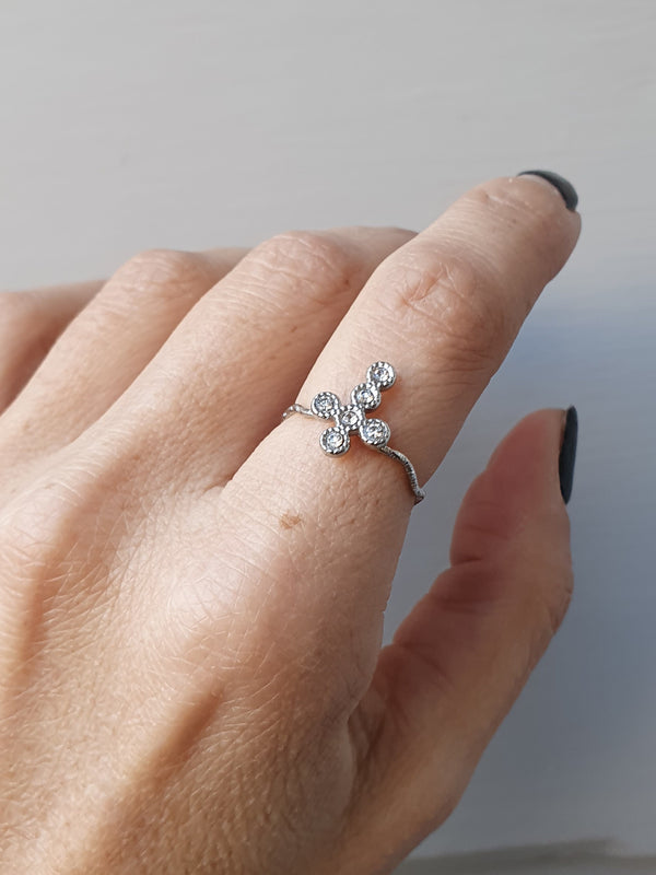 Bague Croix et strass - argenté
