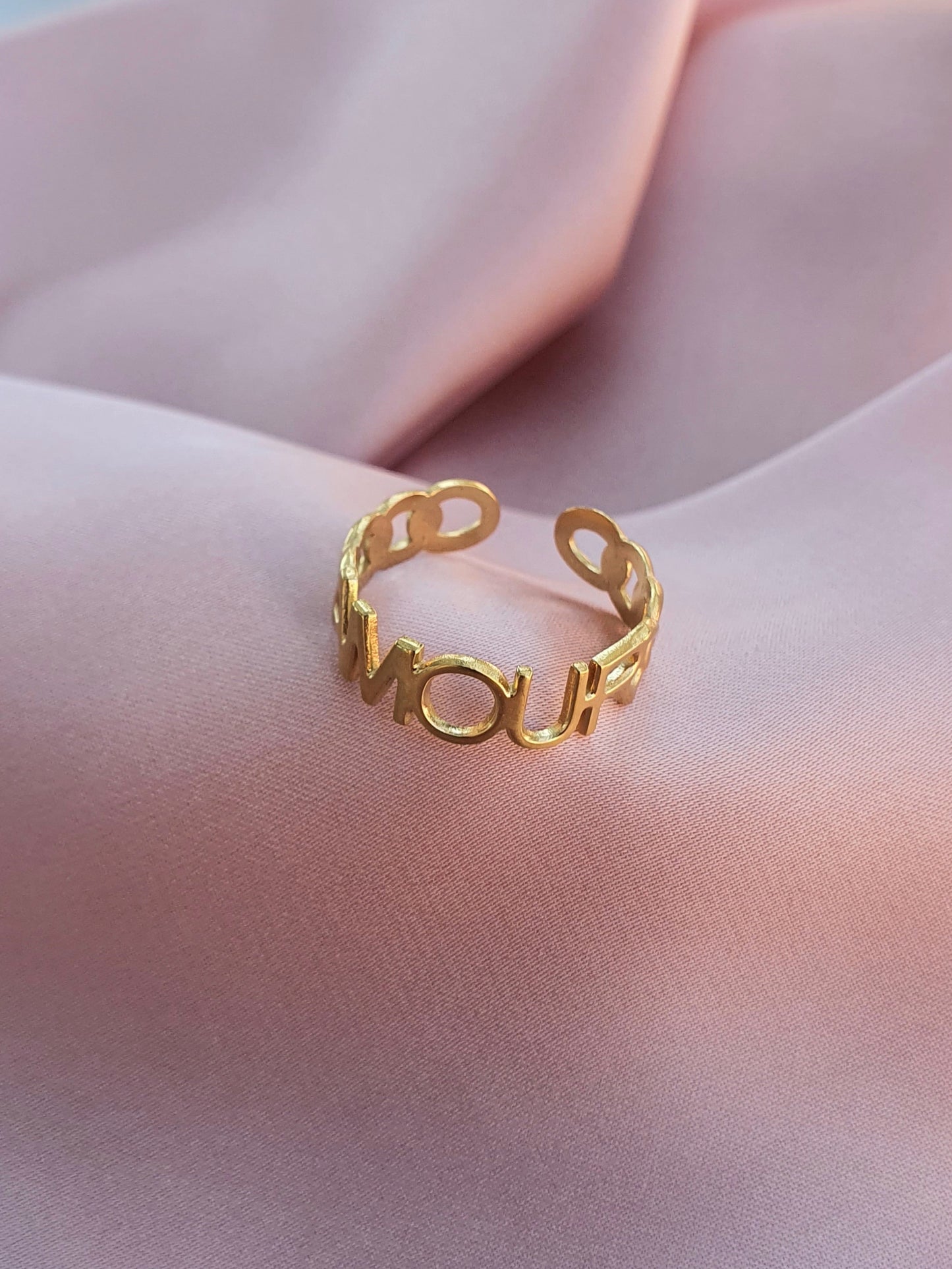 Bague AMOUR - doré