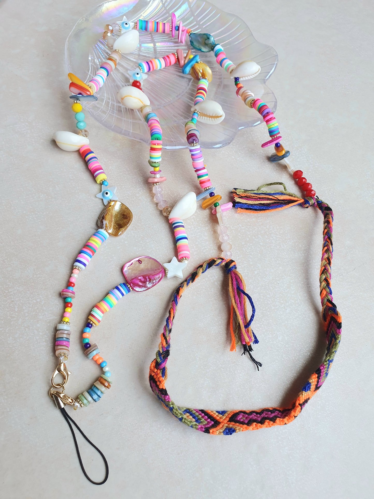 Maxi bijou de téléphone coquillages cauris
