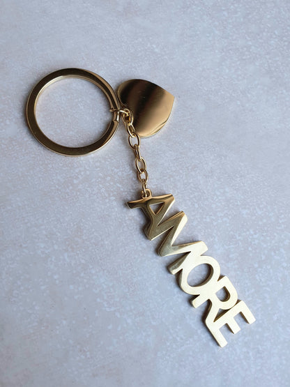 Porte-clés AMORE en acier doré