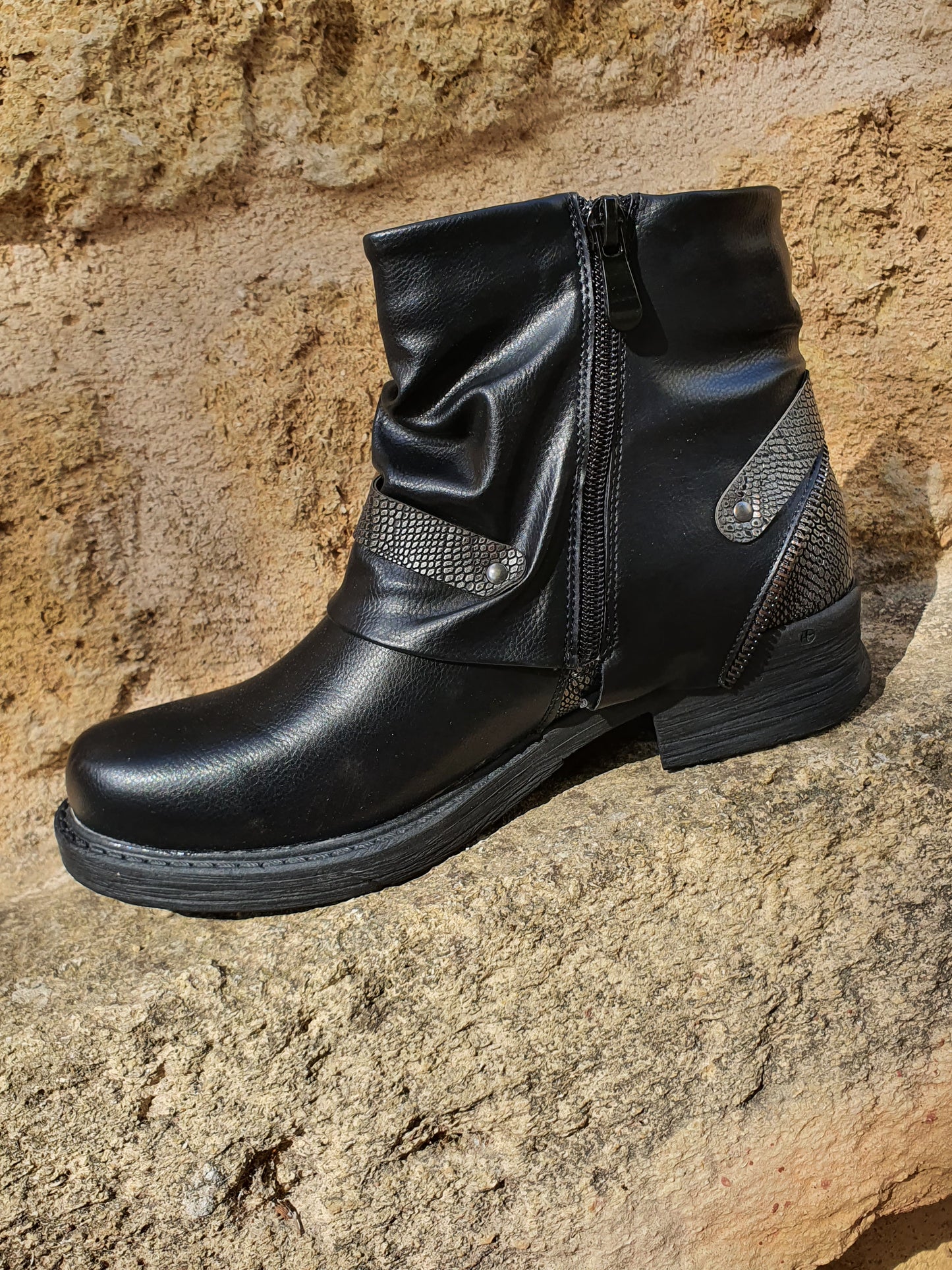 Bottines basses en similicuir