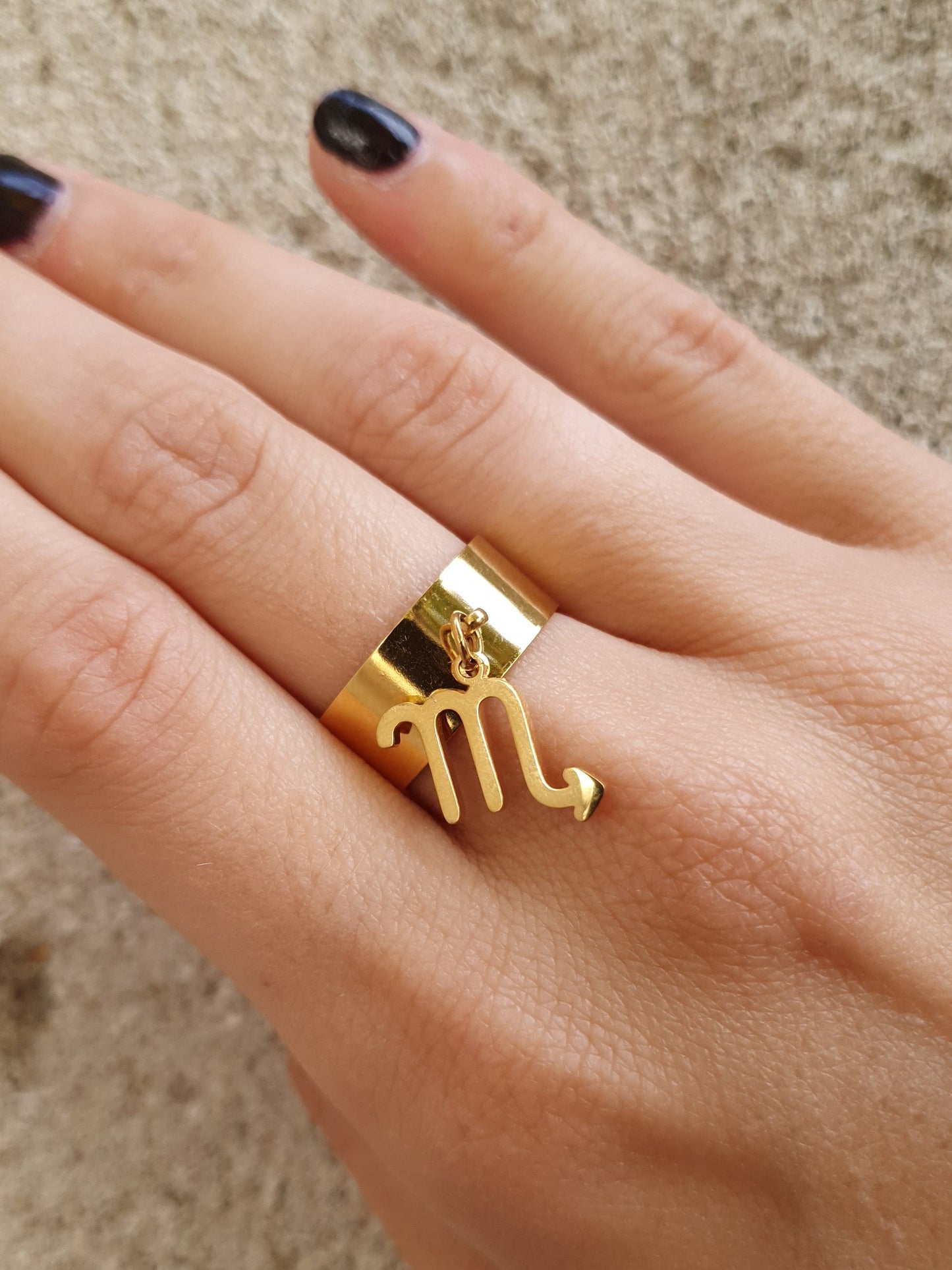 Bague signe astrologique  - doré