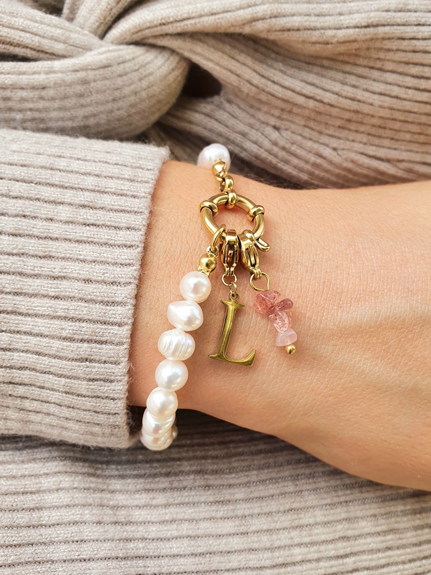Bracelet perles d'eau douce - doré
