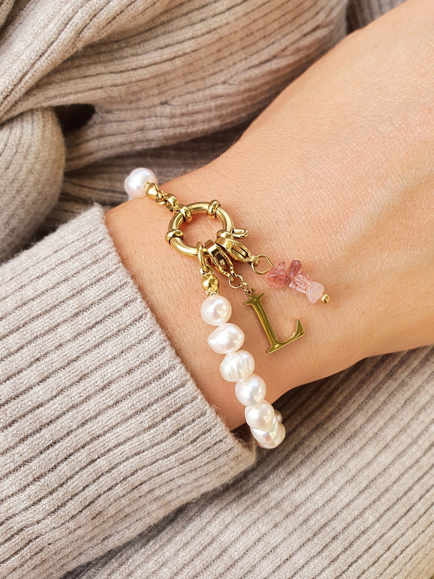 Bracelet perles d'eau douce - doré