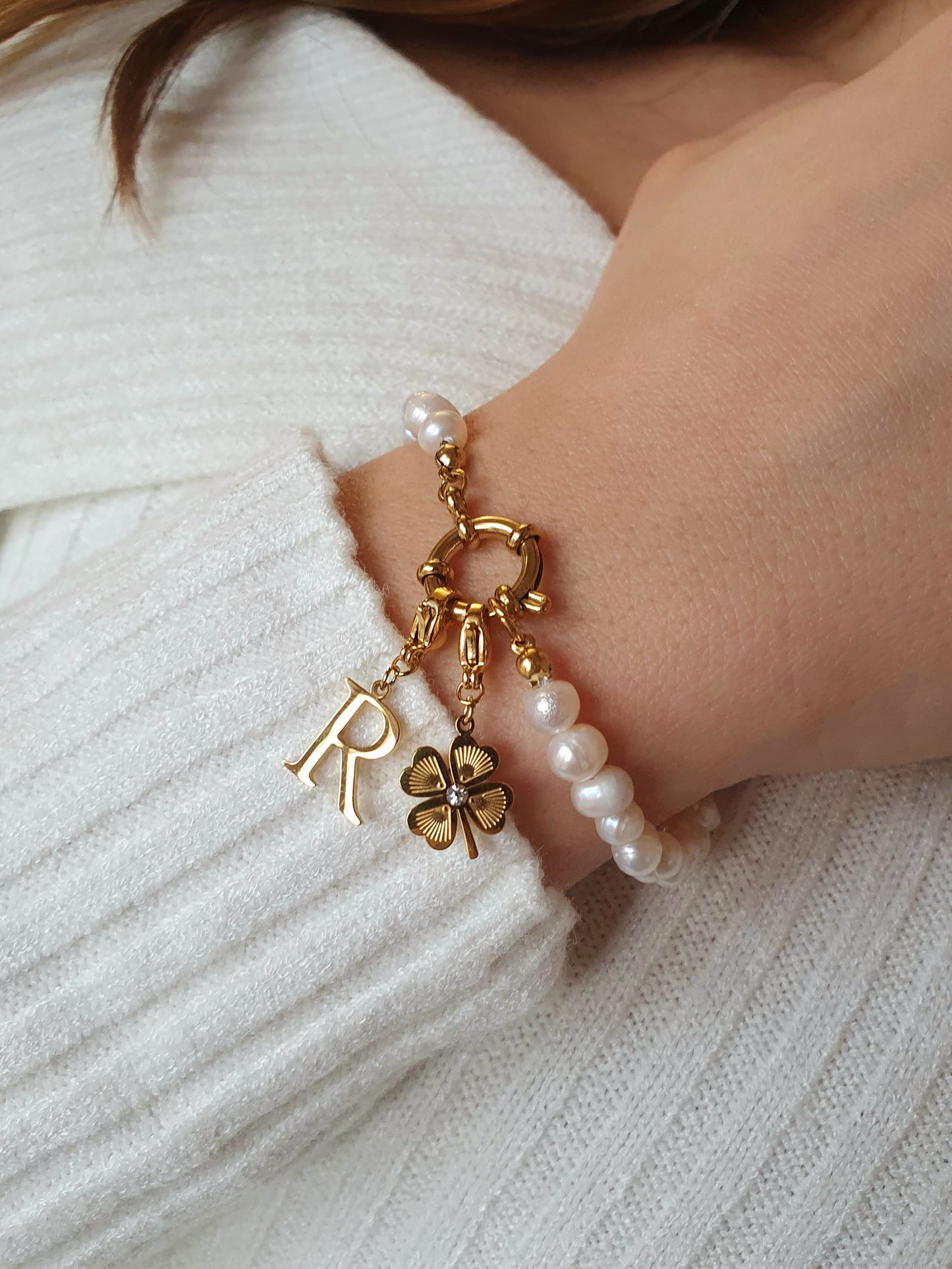 Bracelet perles d'eau douce - doré