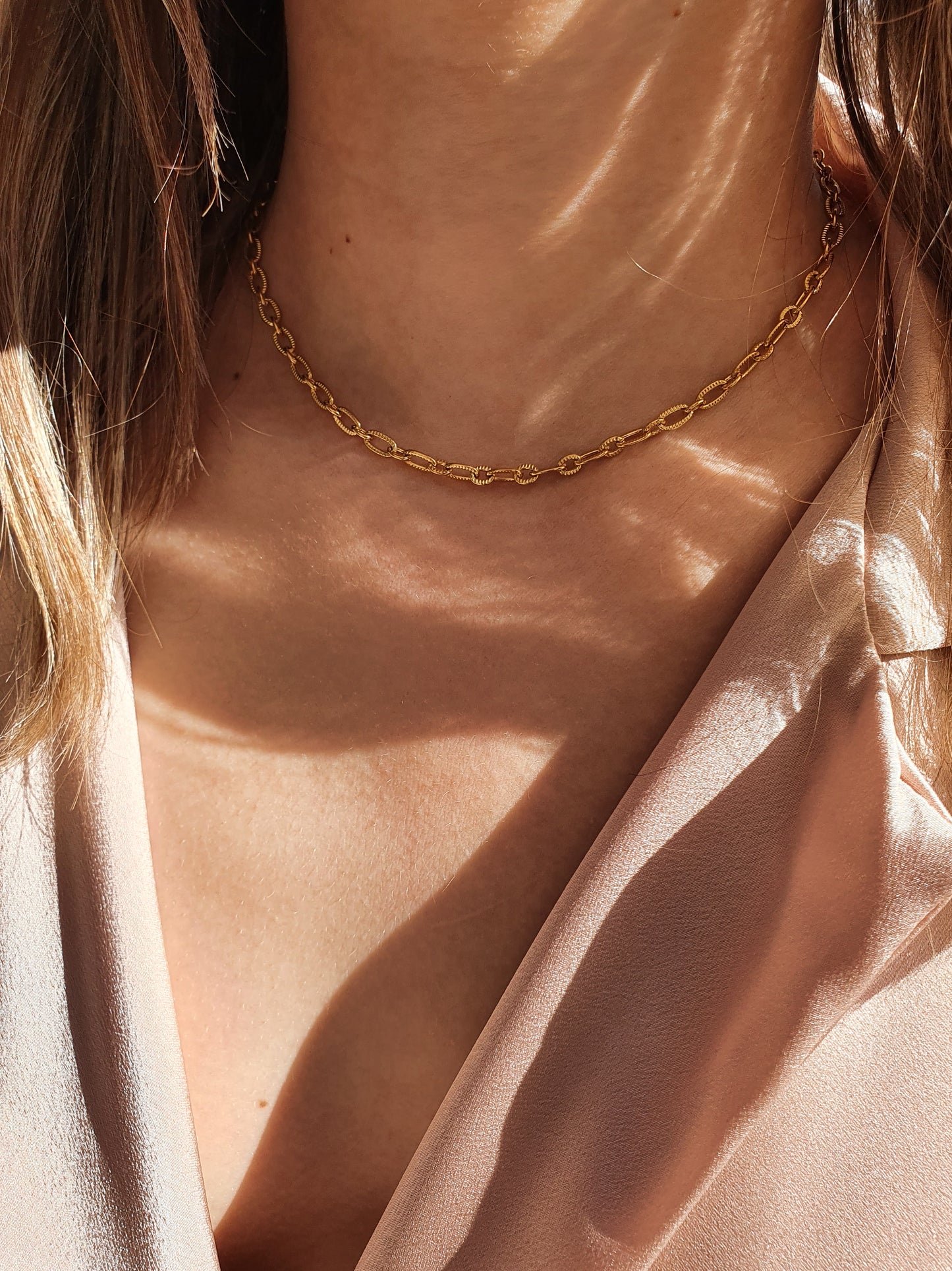 Chaîne petits maillons striés (à personnaliser) - doré
