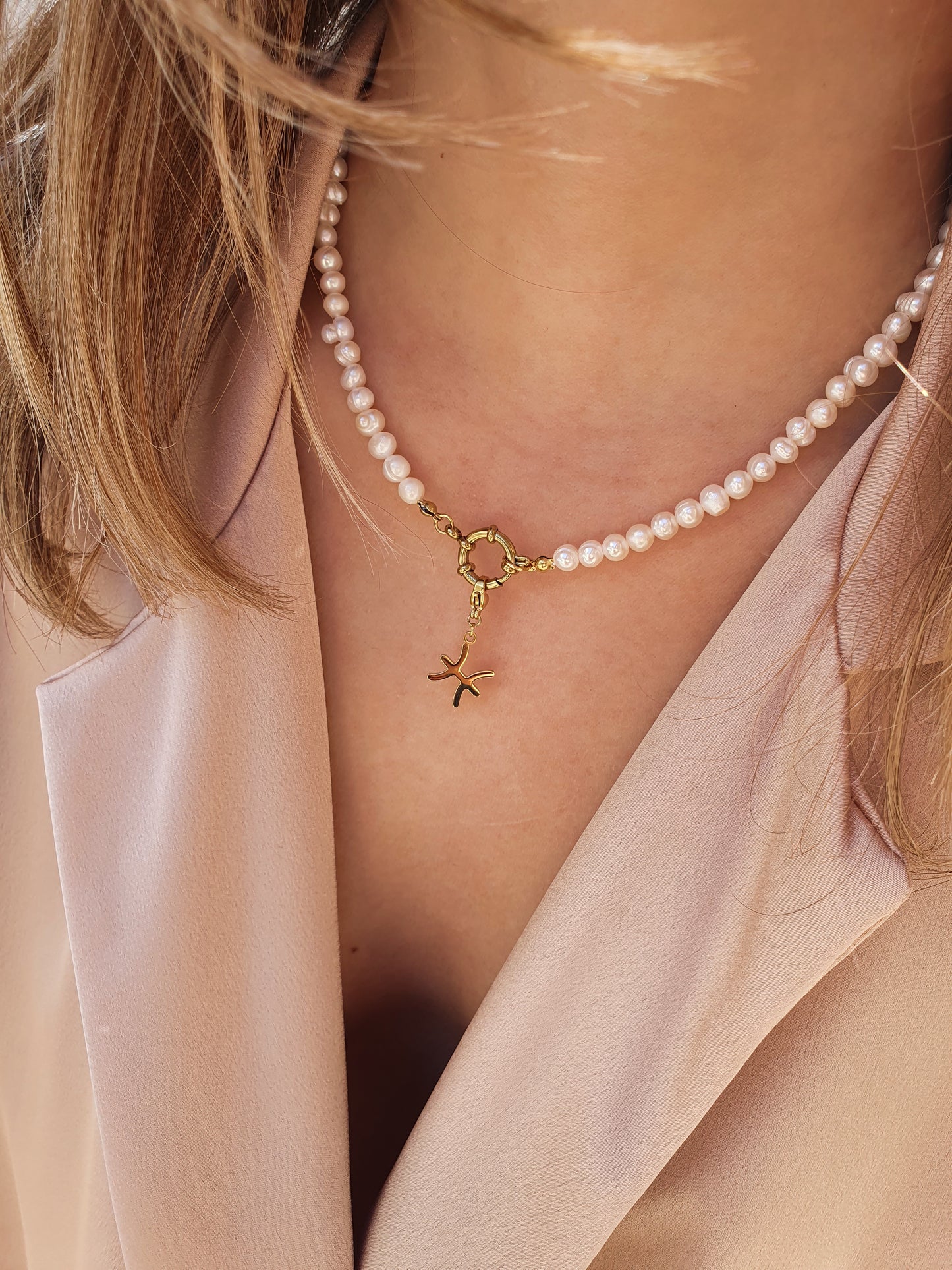 Collier en perles d'eau douce (personnalisable) - doré