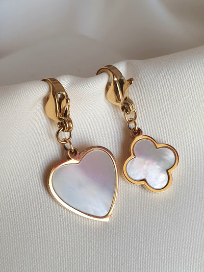 Charm trèfle en nacre contour doré - doré (Taille 1)