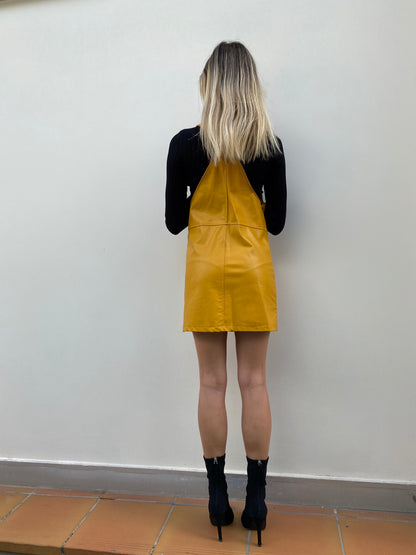 Salopette robe jaune similicuir